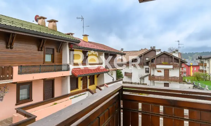 Rexer-Gallio-Appartamento-su-due-livelli-con-posto-auto-e-cantina-Altro