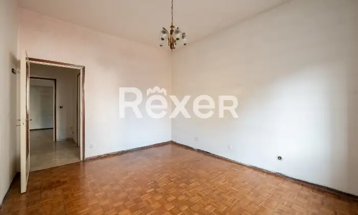 Rexer-Rho-Due-locali-con-cucina-abitabile-Altro