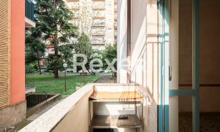 Rexer-Rho-Due-locali-con-cucina-abitabile-Altro