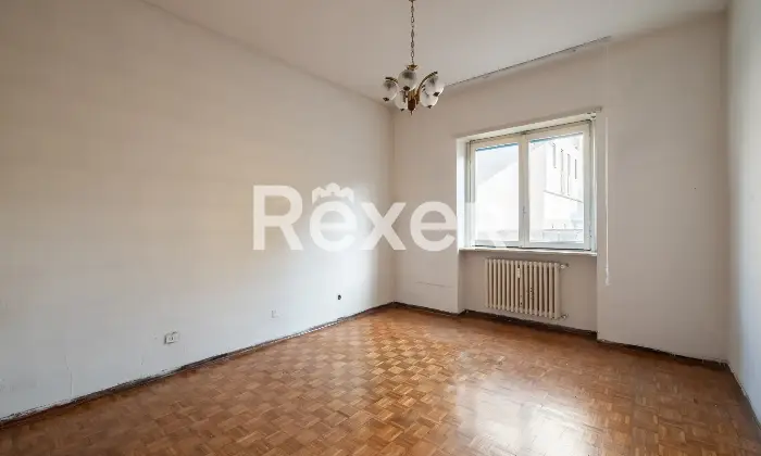 Rexer-Rho-Due-locali-con-cucina-abitabile-Altro