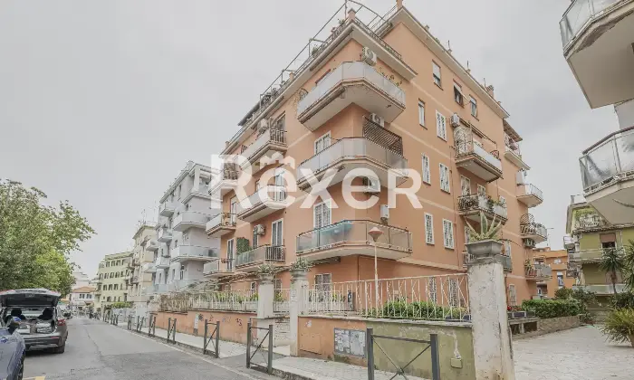 Rexer-Roma-Aurelio-ampio-bilocale-Altro