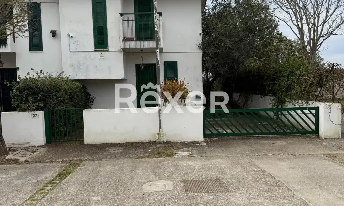 Rexer-Nicotera-Villetta-a-schiera-in-complesso-turistico-Altro