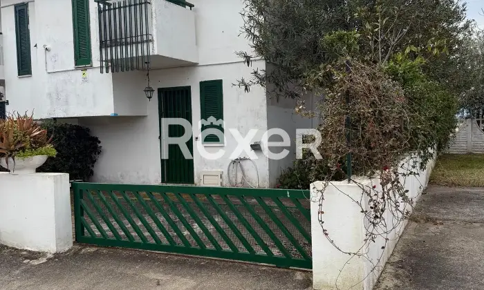 Rexer-Nicotera-Villetta-a-schiera-in-complesso-turistico-Altro