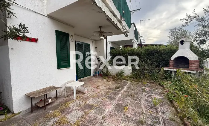 Rexer-Nicotera-Villetta-a-schiera-in-complesso-turistico-Altro