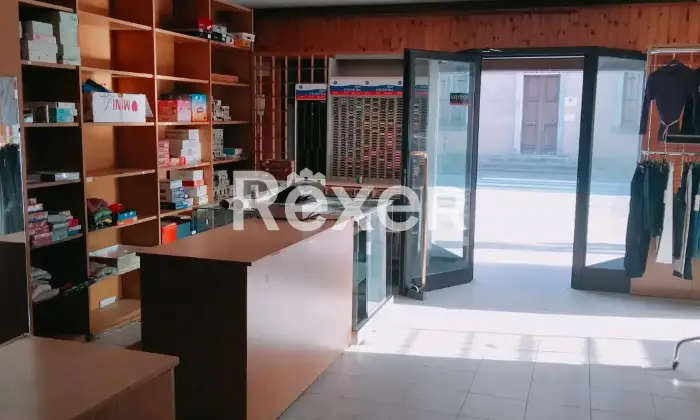 Rexer-Codevigo-Locale-commerciale-in-vendita-in-Via-V-Emanuele-III-a-Codevigo-Altro