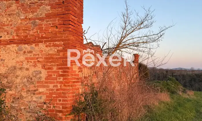Rexer-Asciano-Rudere-tra-le-colline-senesi-Dpendance