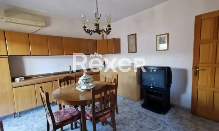 Rexer-Crotone-Appartamento-con-garage-e-doppi-servizi-in-zona-semicentrale-Via-dei-Goti-Crotone-Altro