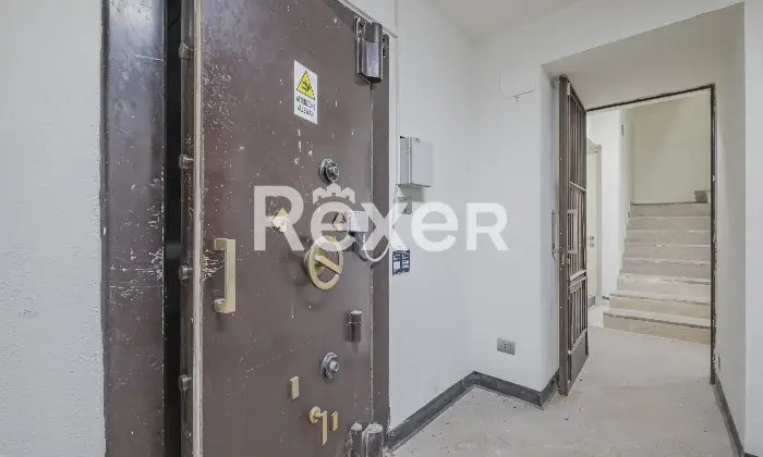 Rexer-Roma-ROMA-NEGOZIO-ANGOLARE-DI-ALTA-RAPPRESENTANZA-Altro