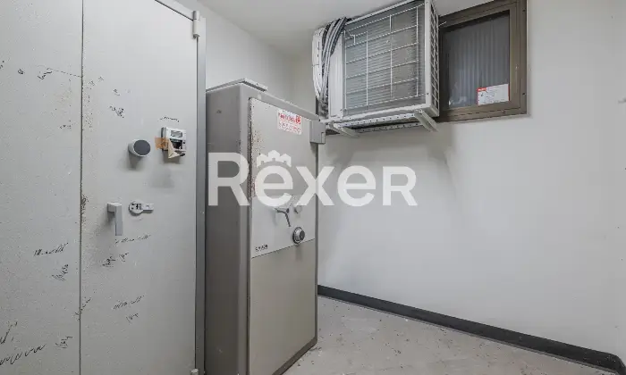 Rexer-Roma-ROMA-NEGOZIO-ANGOLARE-DI-ALTA-RAPPRESENTANZA-Altro