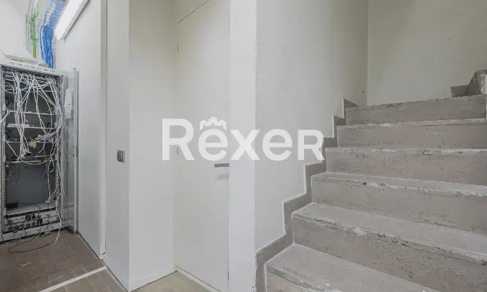 Rexer-Roma-ROMA-NEGOZIO-ANGOLARE-DI-ALTA-RAPPRESENTANZA-Altro