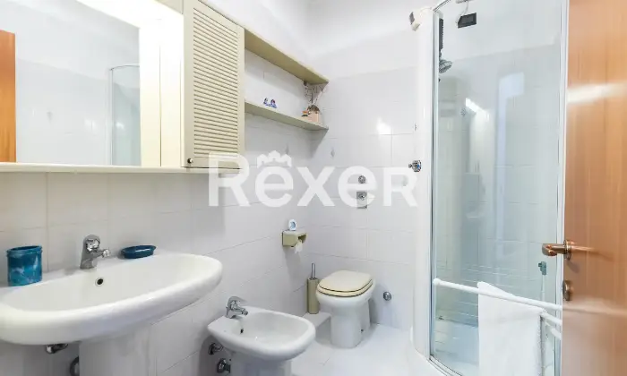 Rexer-San-Donato-Milanese-Trilocale-doppi-servizi-con-box-auto-Altro