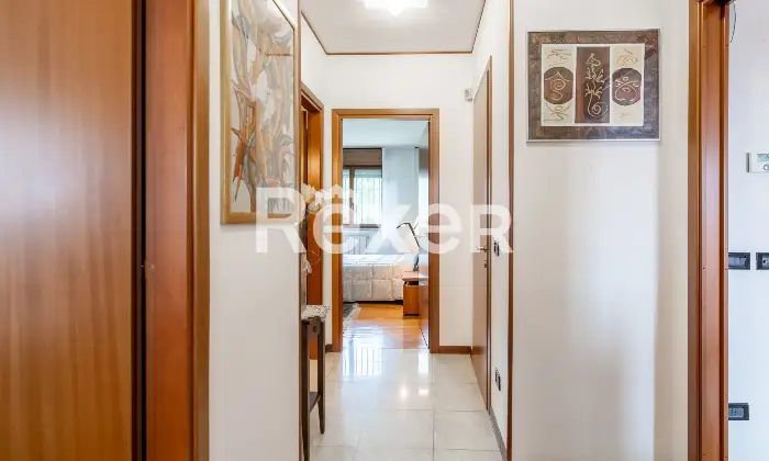 Rexer-San-Donato-Milanese-Trilocale-doppi-servizi-con-box-auto-Altro