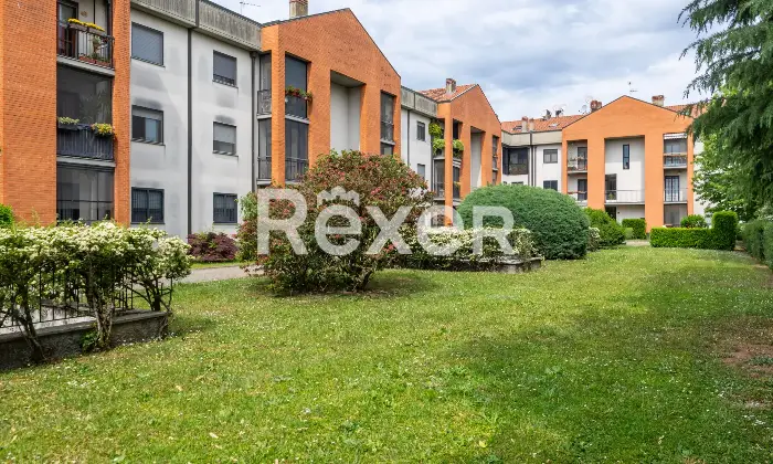 Rexer-San-Donato-Milanese-Trilocale-doppi-servizi-con-box-auto-Altro
