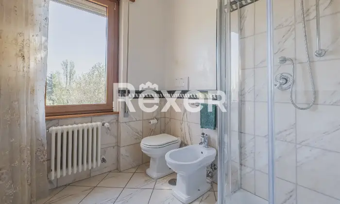 Rexer-Cesano-Vendesi-villa-bifamiliare-Altro