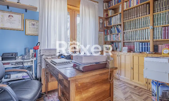 Rexer-Cesano-Vendesi-villa-bifamiliare-Altro