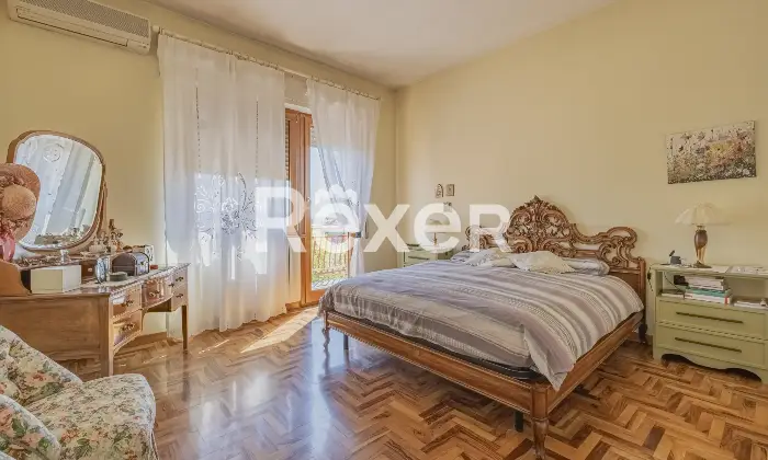 Rexer-Cesano-Vendesi-villa-bifamiliare-Altro