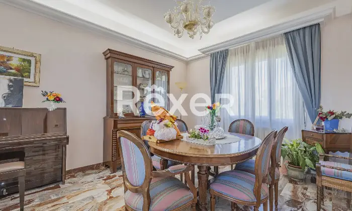 Rexer-Cesano-Vendesi-villa-bifamiliare-Altro