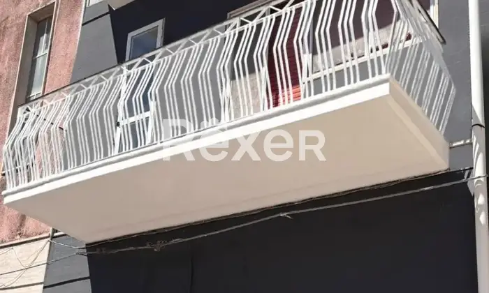 Rexer-Fragagnano-Stabile-indipendente-ristrutturato-in-centro-storico-in-Salento-Facciata