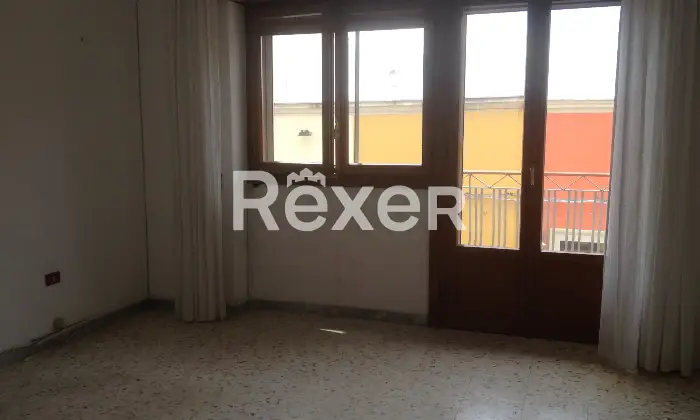 Rexer-Fragagnano-Stabile-indipendente-ristrutturato-in-centro-storico-in-Salento-Sala