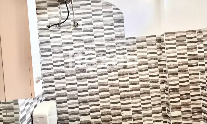 Rexer-Fragagnano-Stabile-indipendente-ristrutturato-in-centro-storico-in-Salento-Bagno