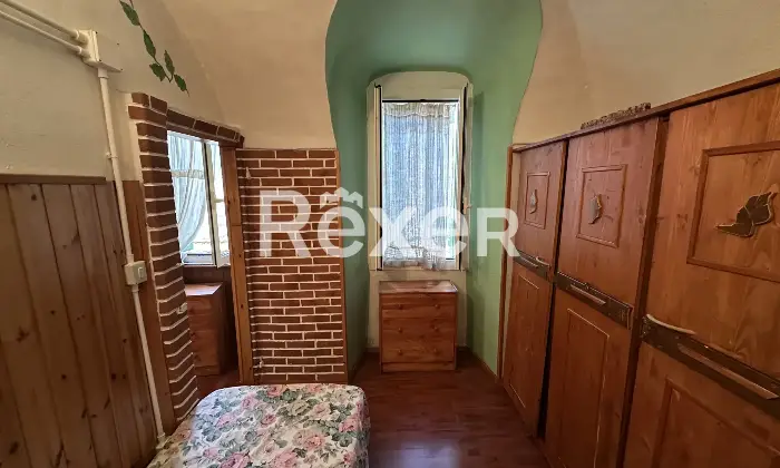 Rexer-Pietrabruna-Caratteristica-casa-depoca-in-centro-storico-Altro