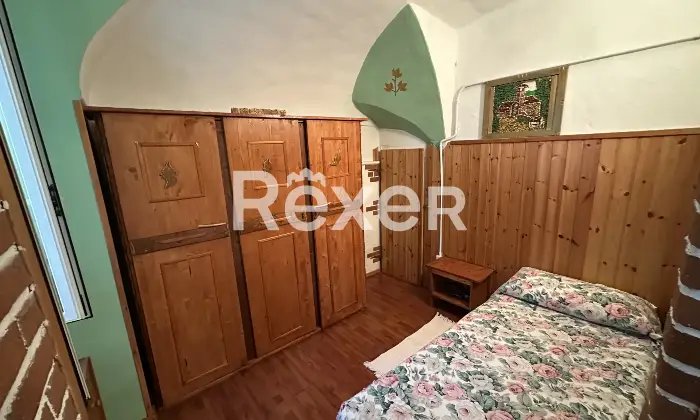 Rexer-Pietrabruna-Caratteristica-casa-depoca-in-centro-storico-Altro