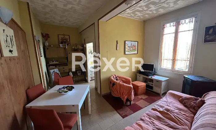 Rexer-Pietrabruna-Caratteristica-casa-depoca-in-centro-storico-Altro