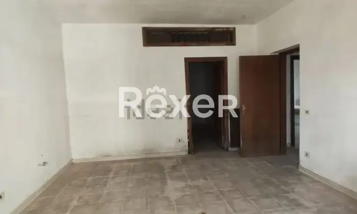 Rexer-Taurasi-Taurasi-immobile-cieloterra-con-giardino-privato-nel-viale-principale-Camera-da-letto