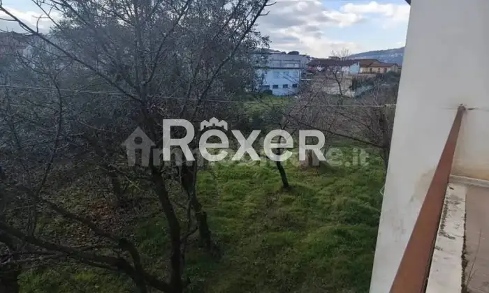 Rexer-Taurasi-Taurasi-villa-con-giardino-mq-a-due-passi-dal-centro-Balcone