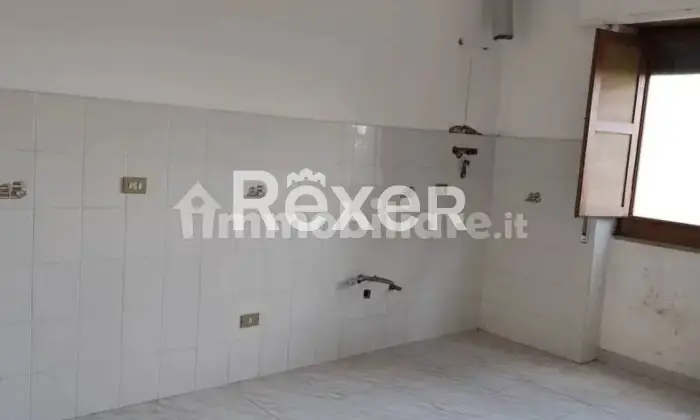 Rexer-Taurasi-Taurasi-villa-con-giardino-mq-a-due-passi-dal-centro-Sala-da-pranzo