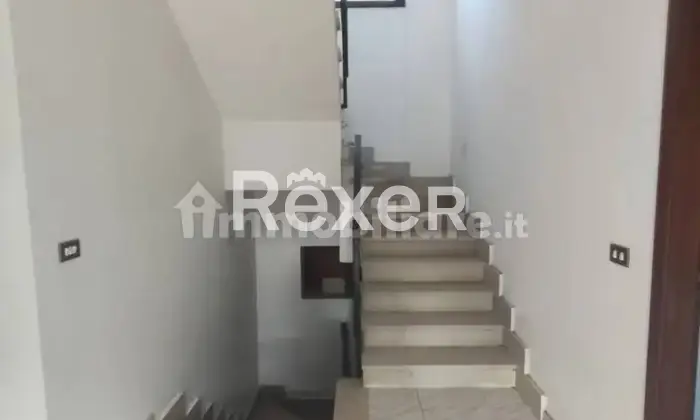 Rexer-Taurasi-Taurasi-villa-con-giardino-mq-a-due-passi-dal-centro-Scala