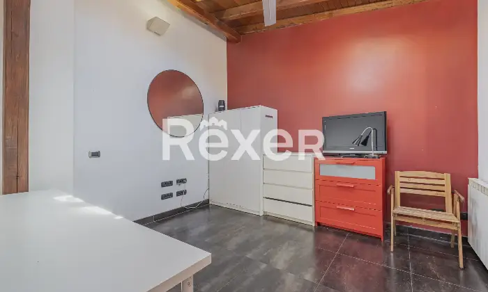 Rexer-Roma-Trilocale-con-patio-coperto-Altro