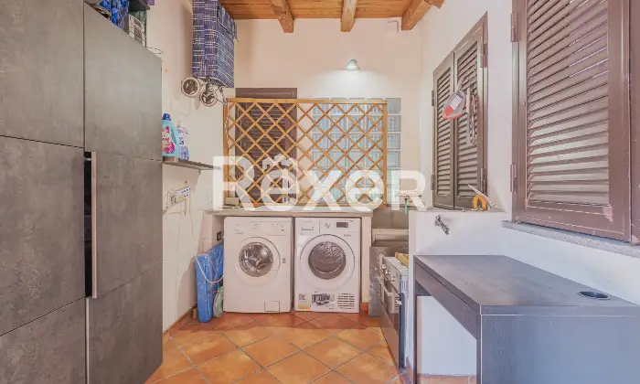 Rexer-Roma-Trilocale-con-patio-coperto-Altro