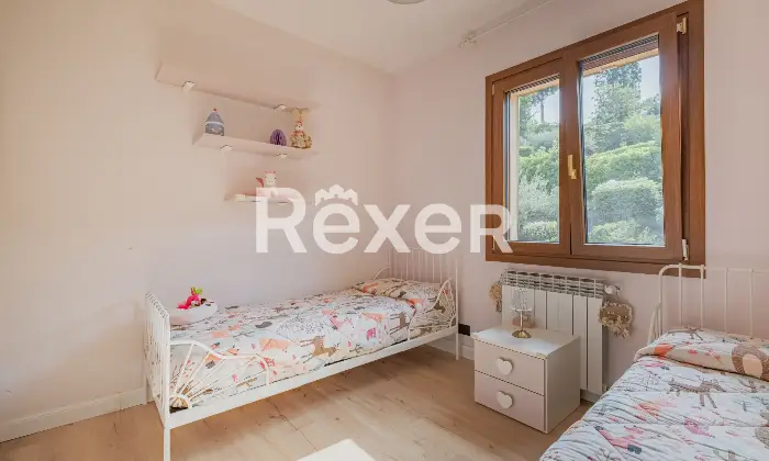 Rexer-Rocca-di-Papa-Villa-bifamiliare-su-tre-livelli-classe-A-Altro