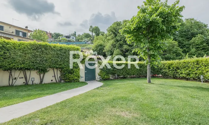 Rexer-Rocca-di-Papa-Villa-bifamiliare-su-tre-livelli-classe-A-Altro