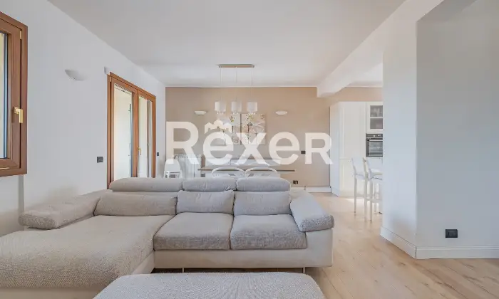 Rexer-Rocca-di-Papa-Villa-bifamiliare-su-tre-livelli-classe-A-Altro