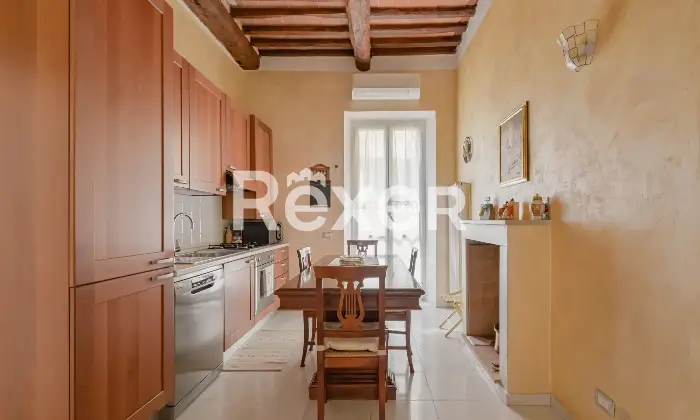 Rexer-Carrara-Appartamento-in-centro-Altro