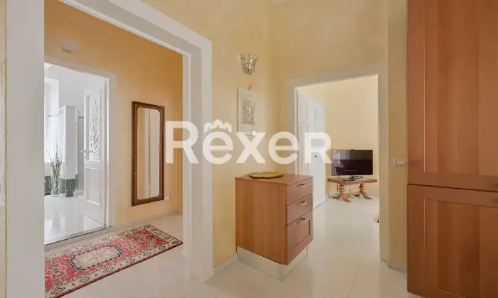 Rexer-Carrara-Appartamento-in-centro-Altro