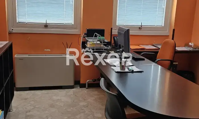 Rexer-Tortona-Immobile-di-mq-su-tre-livelli-ristrutturato-con-uffici-magazzini-e-sale-operative-Altro