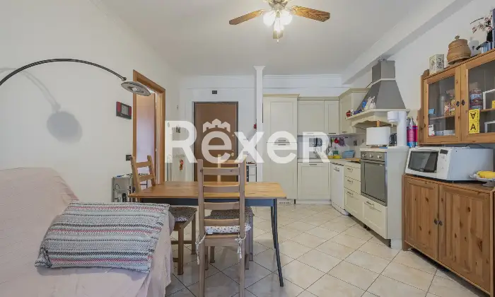 Rexer-Ciampino-Trilocale-con-giardino-e-box-auto-Altro