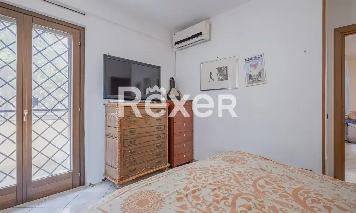 Rexer-Ciampino-Trilocale-con-giardino-e-box-auto-Altro