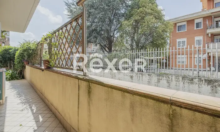 Rexer-Ciampino-Trilocale-con-giardino-e-box-auto-Altro