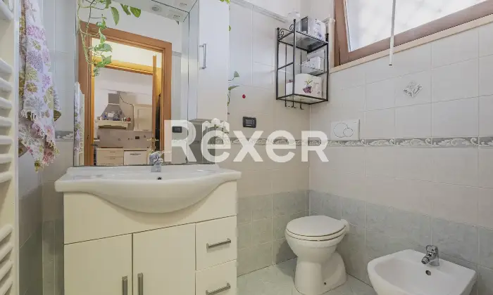 Rexer-Ciampino-Trilocale-con-giardino-e-box-auto-Altro