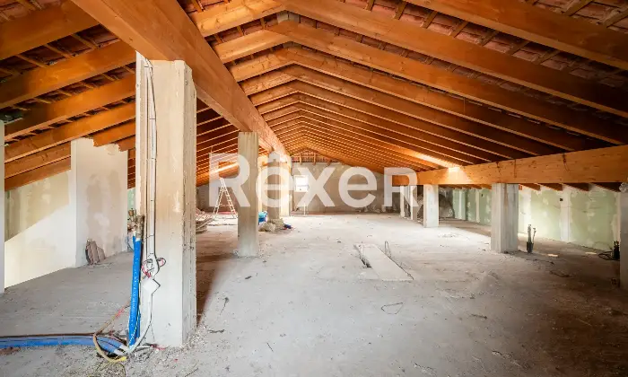 Rexer-Trezzano-sul-Naviglio-Villa-singola-con-ampio-giardino-Altro