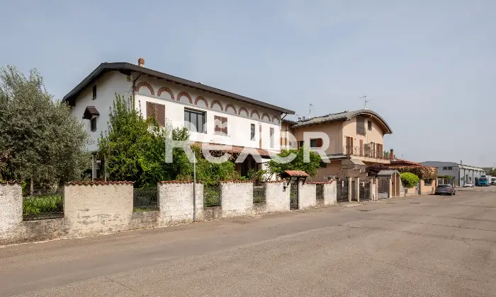 Rexer-Trezzano-sul-Naviglio-Villa-singola-con-ampio-giardino-Altro