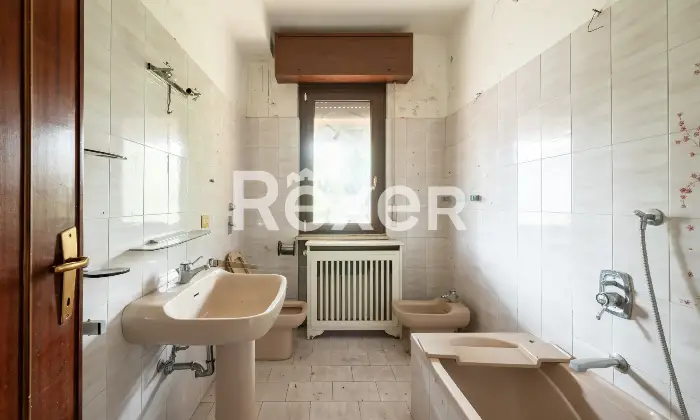 Rexer-Trezzano-sul-Naviglio-Villa-singola-con-ampio-giardino-Altro