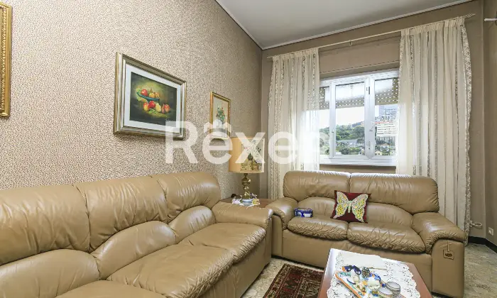 Rexer-Genova-Appartamento-luminoso-con-box-e-doppie-cantine-Altro