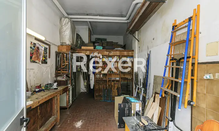 Rexer-Genova-Appartamento-luminoso-con-box-e-doppie-cantine-Altro