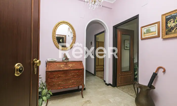 Rexer-Genova-Appartamento-luminoso-con-box-e-doppie-cantine-Altro