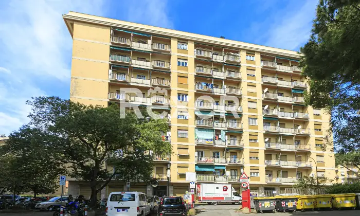 Rexer-Genova-Appartamento-luminoso-con-box-e-doppie-cantine-Altro